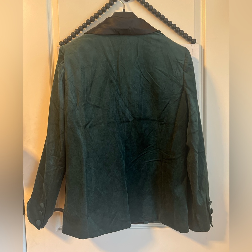 VICI Holiday Emerald Green Velvet Blazer Jacket Black Satin Lapel Large 12 NWT - Picture 9 of 10